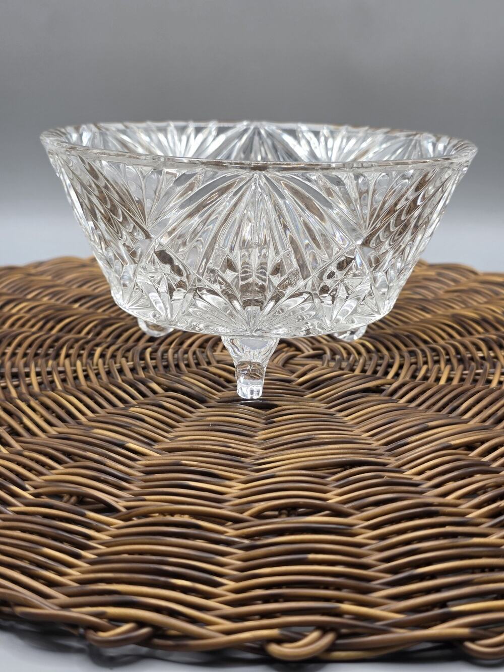 Vintage Cut Crystal 3 Footed Bowl Pinwheel Star Fan Candy Dish Centerpiece Heavy